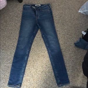 Hollister skinny jeans